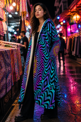 Xenoflow Psychedelic Microfleece Cloak — approved lifestyle view 04 — 04-lining-pocket-detail
